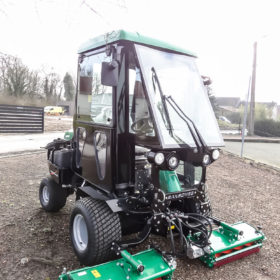 Tailor-made cab for lawn mower