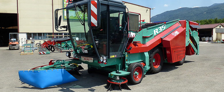 Cabine pour ramasseuse à pommes